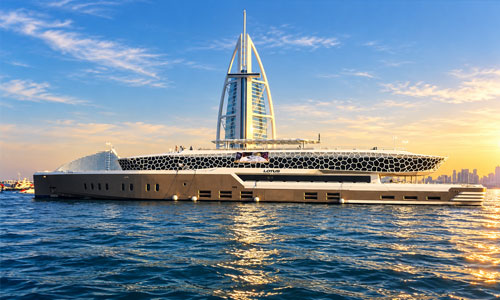 Cruises & Yachts